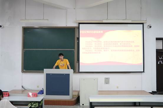 说明: 6.17%20青年宣讲团走进商学院/IMG_9083.JPG